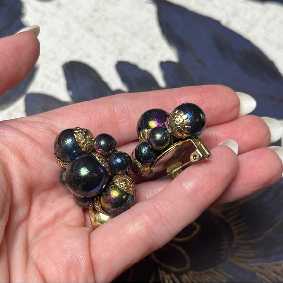 Vintage 80s Gold Purple & Green CHROME Bead Cluster Large Oversized Earrings D1 - Picture 7 of 8